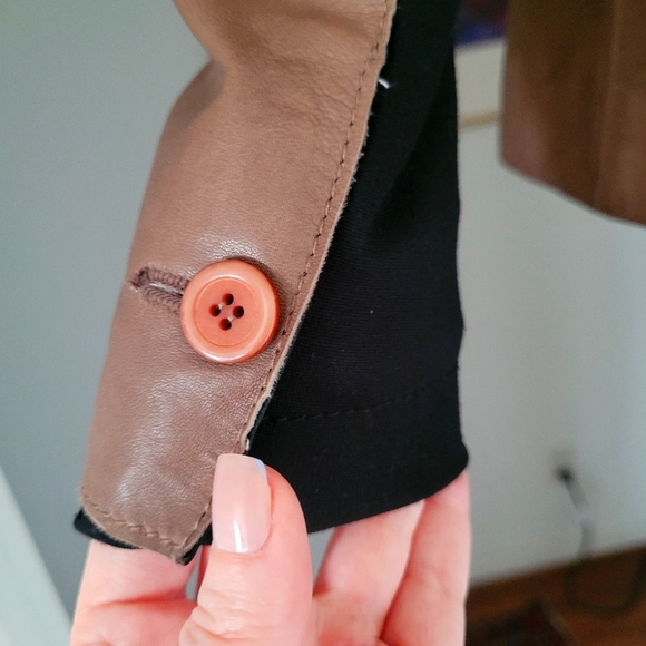 Bod & Christensen Leather Blazer with Fabric Sleeve Detail sz 2 - Picture 6 of 11